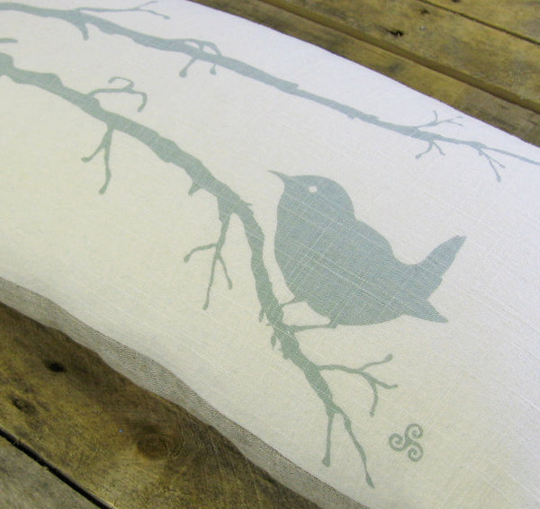 Winter Wren Pillow, 12x24